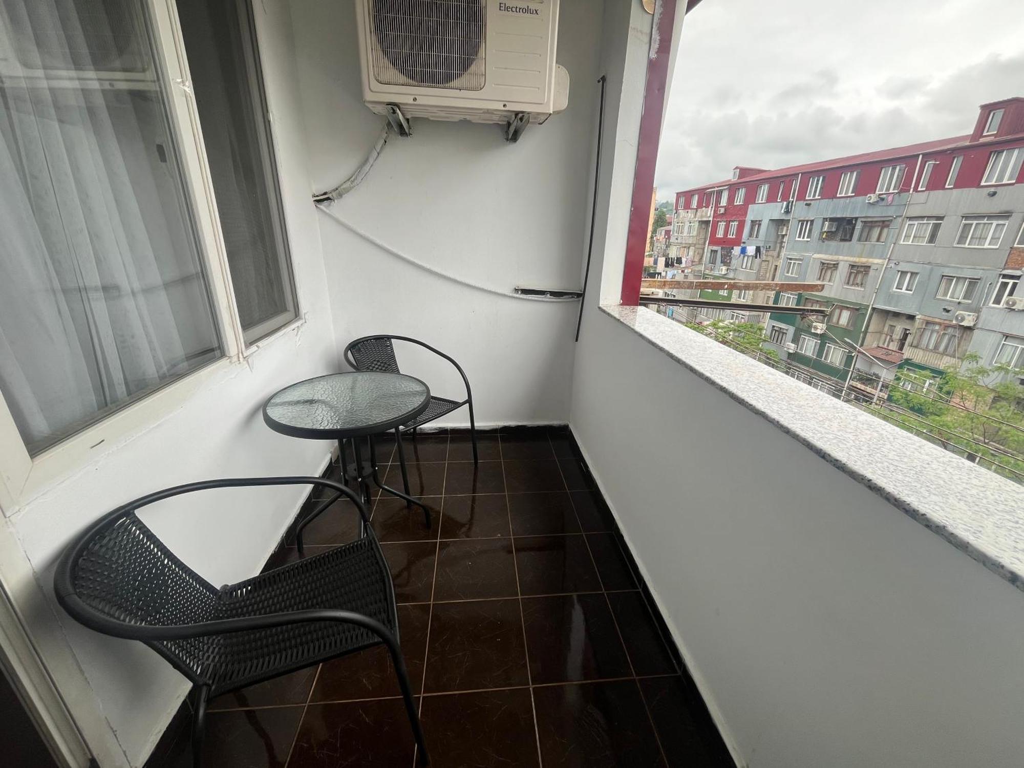 Apartament 巴统 外观 照片