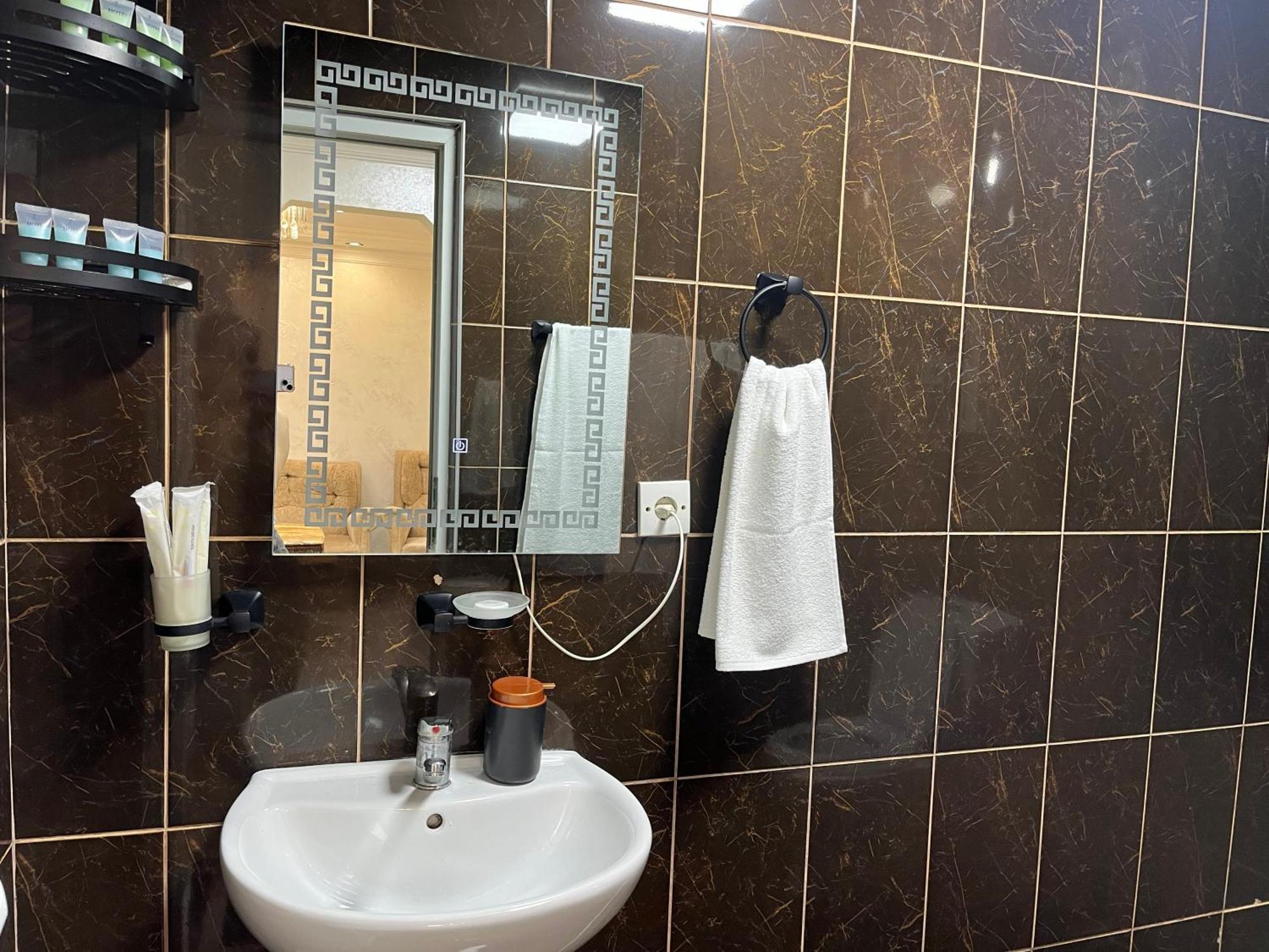 Apartament 巴统 外观 照片